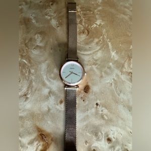 Fossil rose gold watch